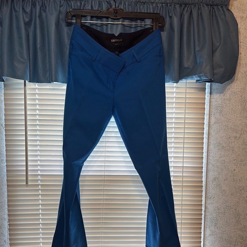 Express Vibrant Blue Ankle Cuffed